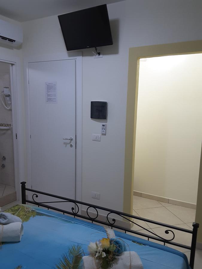 Stella Marina Rooms For Rent Portopalo Di Capo Passero Bagian luar foto